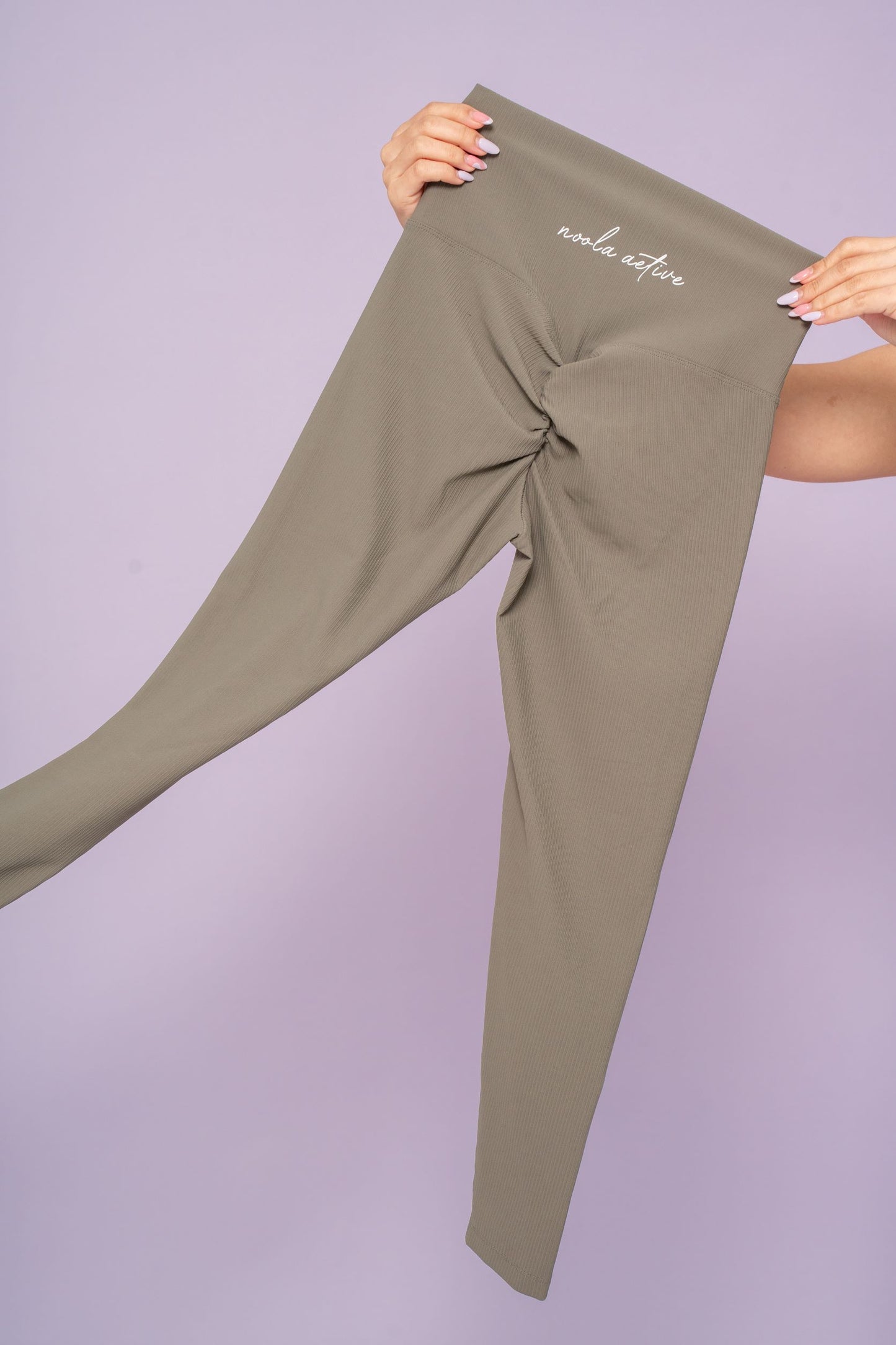 Mellow Scrunch Leggings: Evergreen